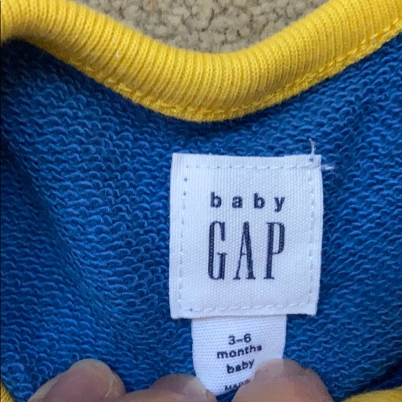 Onesie - Picture 2 of 5